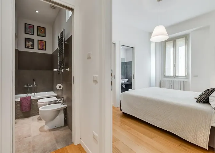 Micol's Place, Bright 2 Rooms, 2 Toilets, Near Metro, 80 Mq *